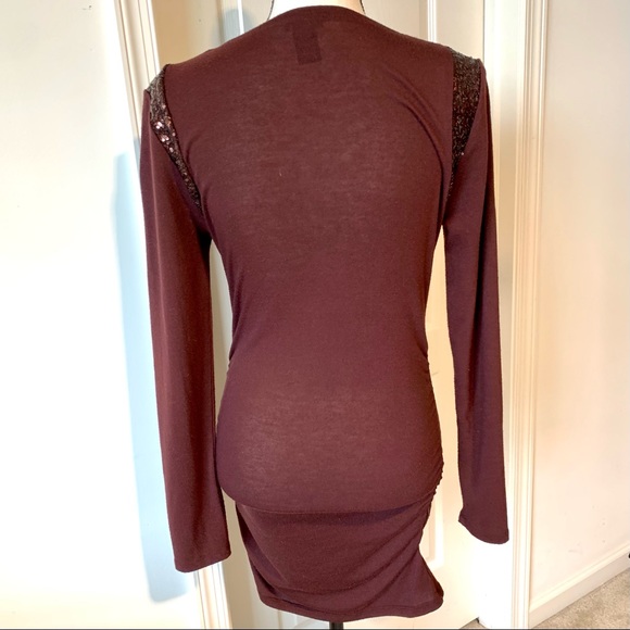 ANN TAYLOR Burgundy Sequin Shoulder Ruched Lightweight Sweater/Dress—SZ.… - Picture 5 of 10